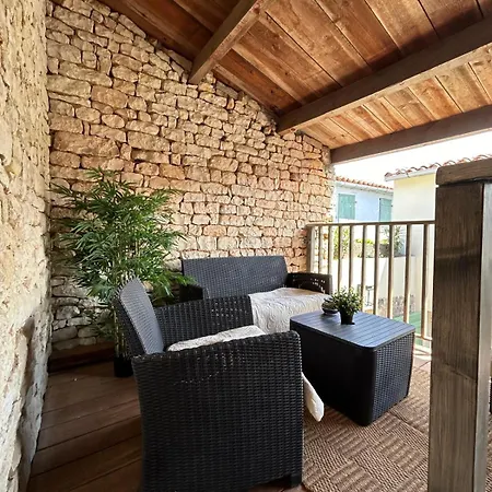 Сasa de vacaciones Maison De Charme Coeur Village - Cour Et Terrasse Exterieure A 200m De La Mer Sainte-Marie-de-Ré