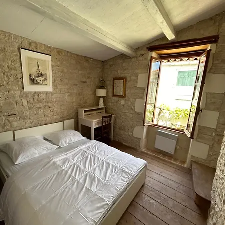 Maison De Charme Coeur Village - Cour Et Terrasse Exterieure A 200m De La Mer *